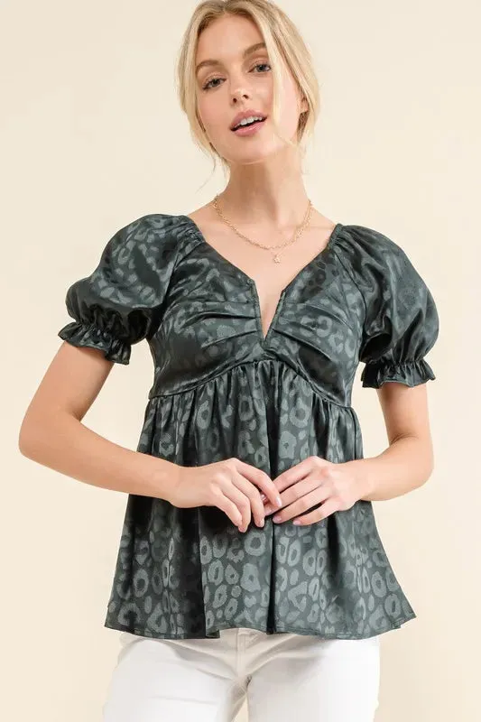 And The Why Satin Leopard V Wired Puff Sleeves Blouse