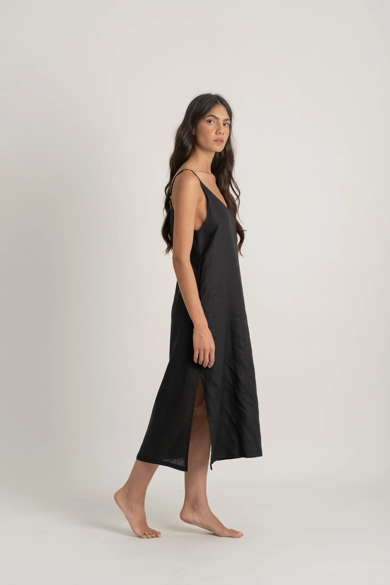 Basique Slip Dress Black
