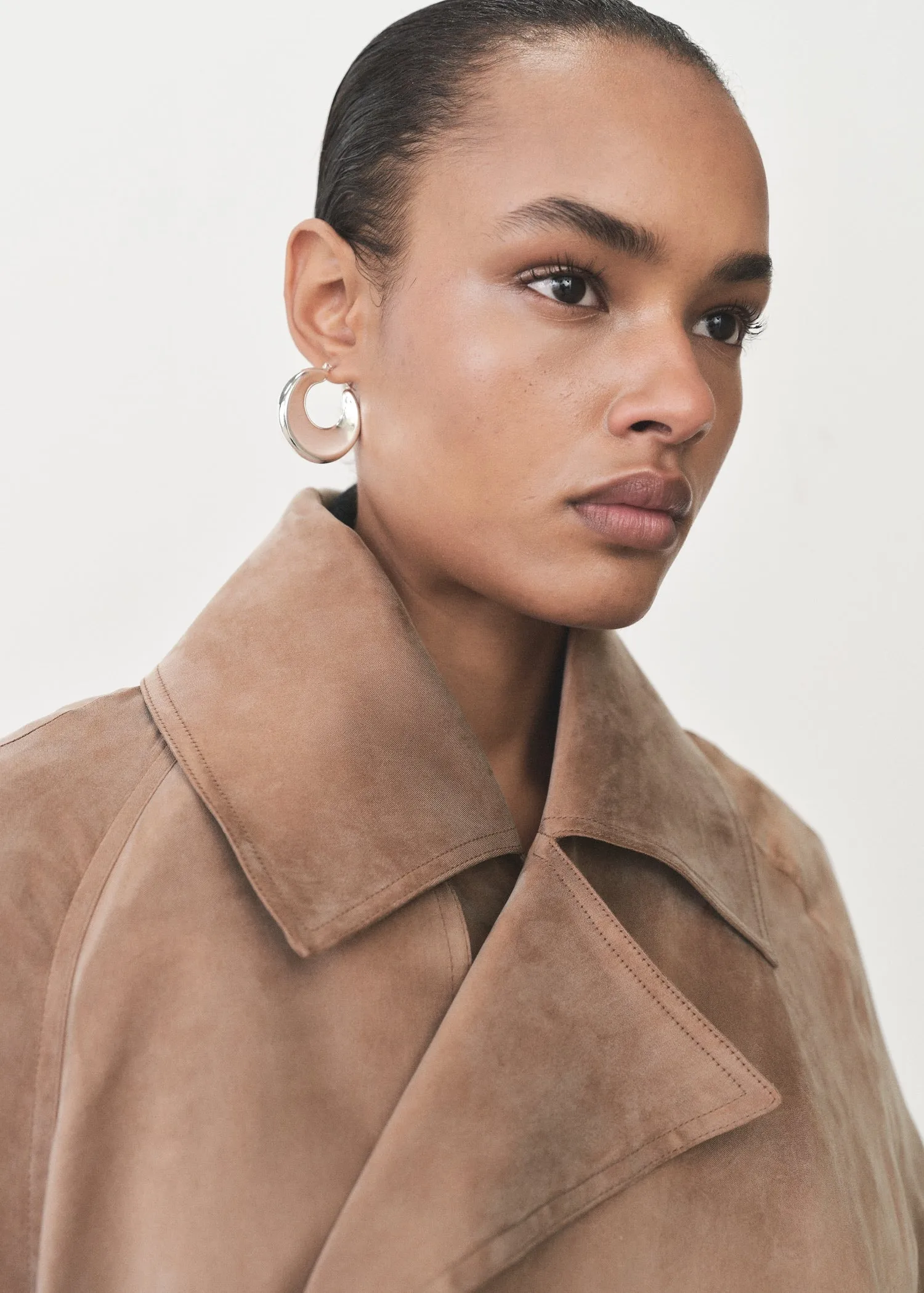 Belt lyocell trench