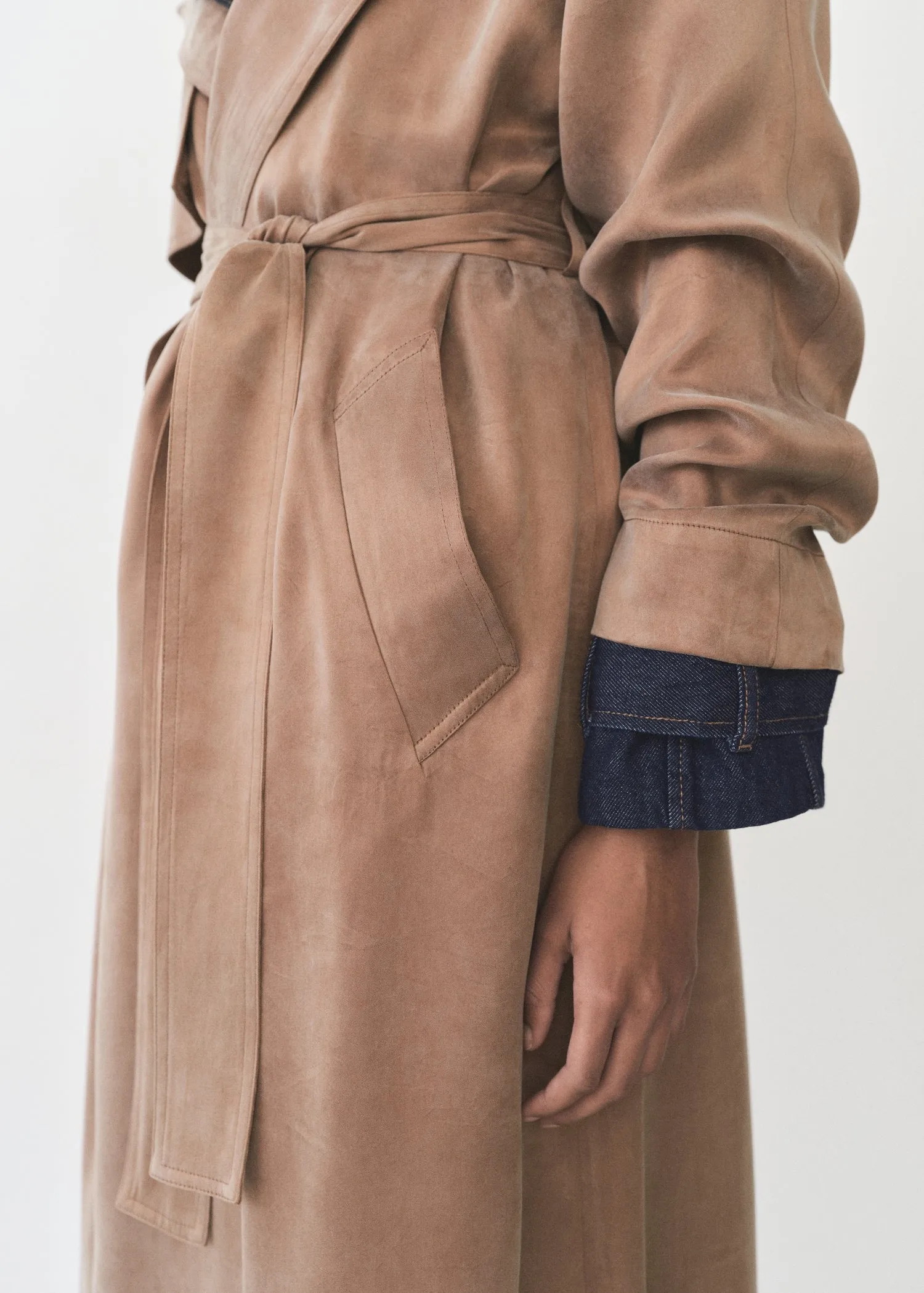 Belt lyocell trench