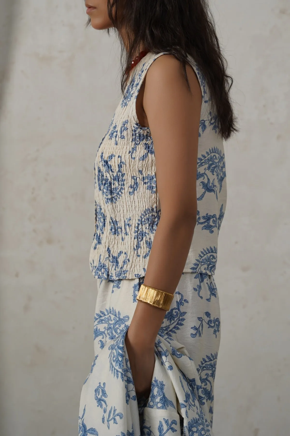 BLUE SMOCKED VEST
