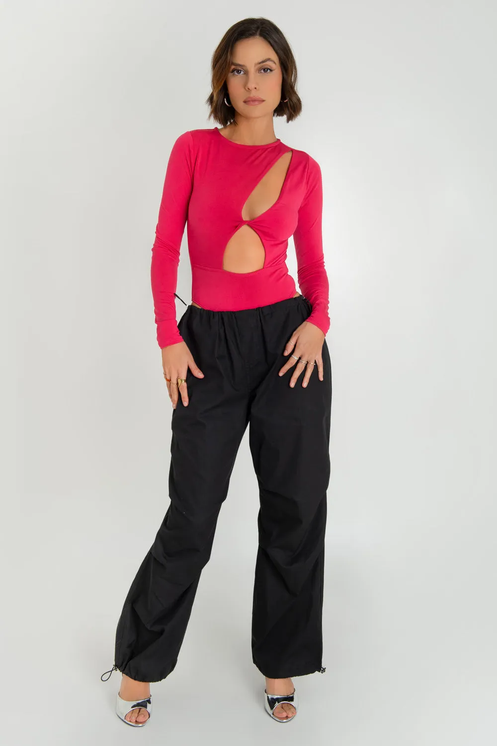 Body ajustado manga larga escote con cut out