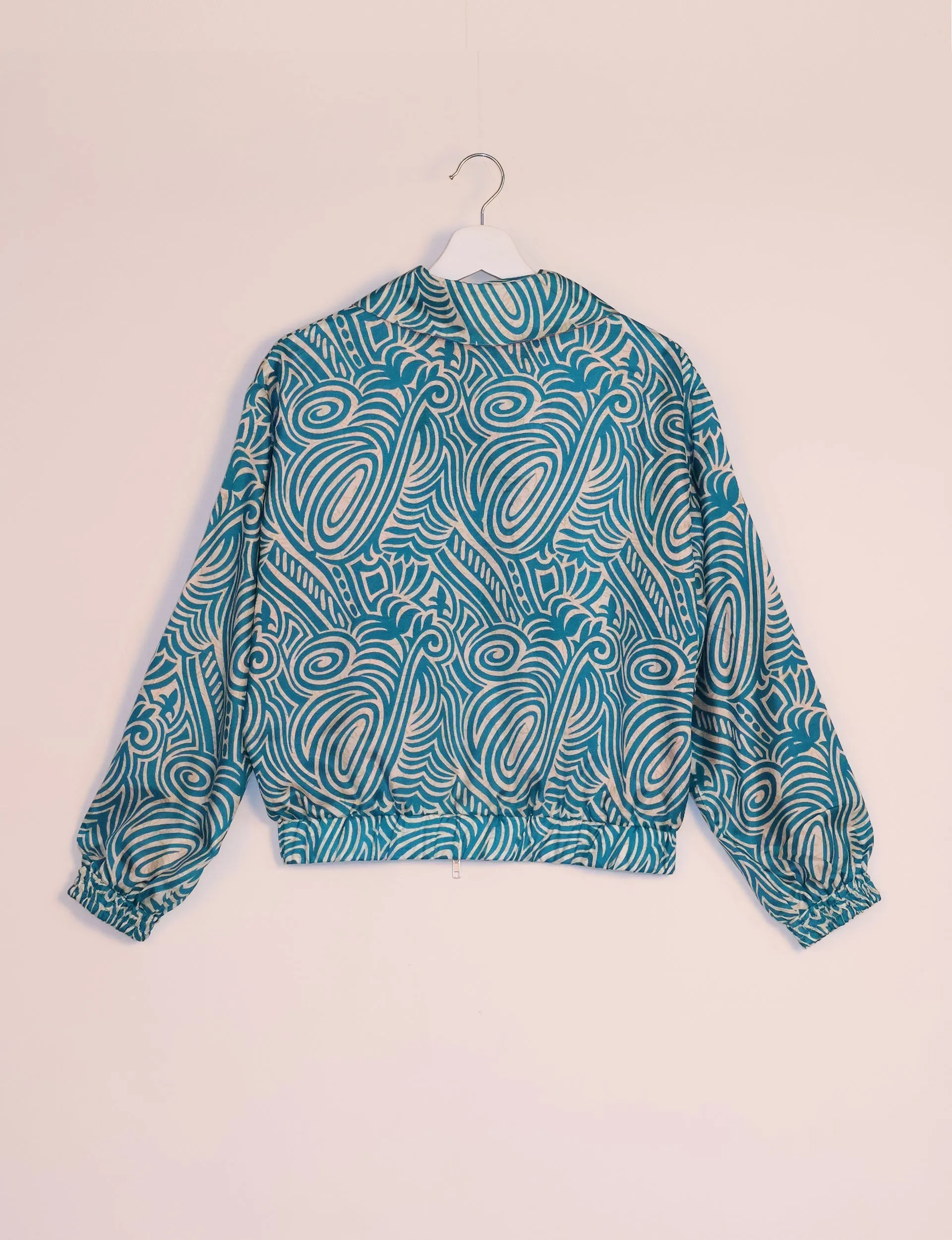 BOMBER JACKET