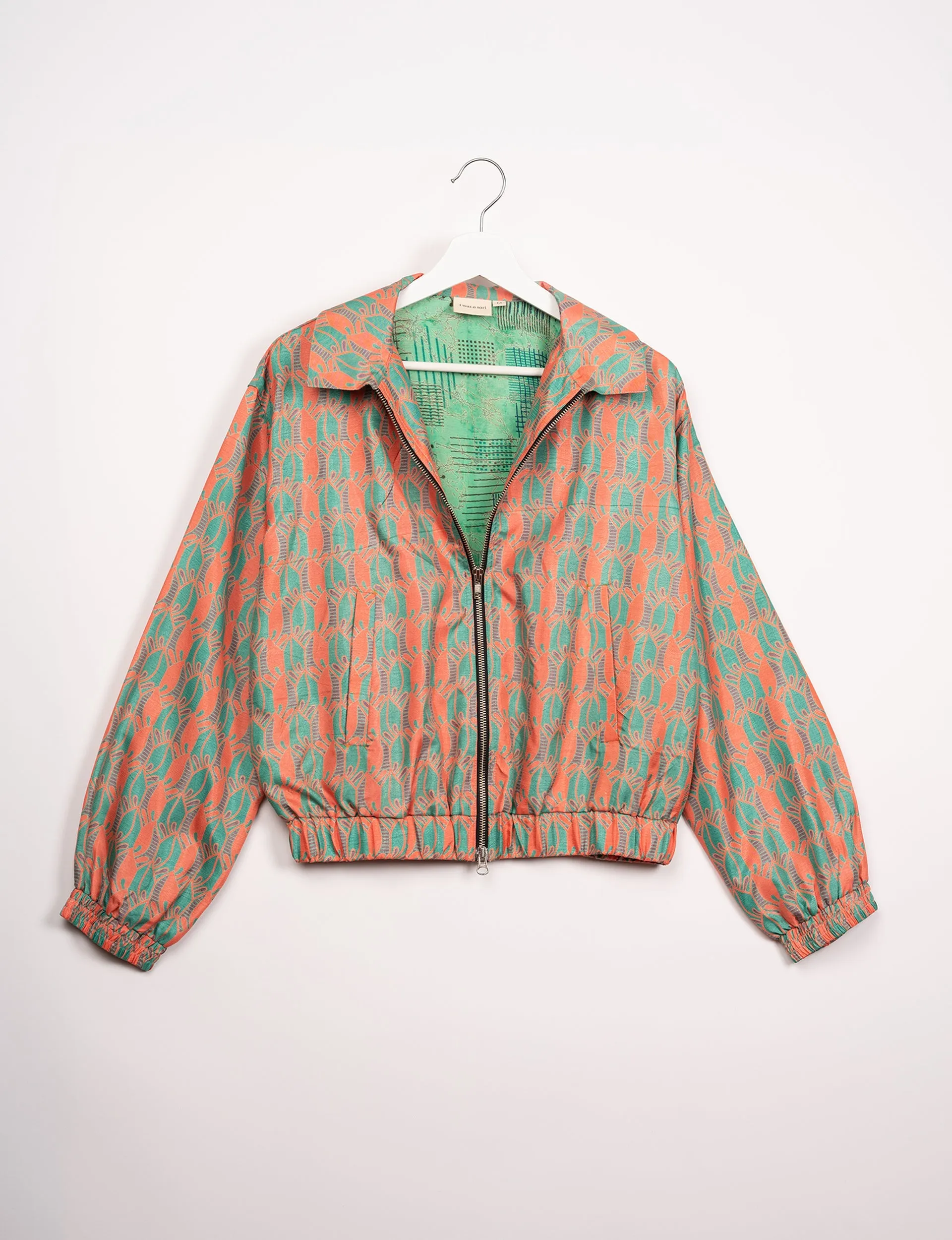 BOMBER JACKET