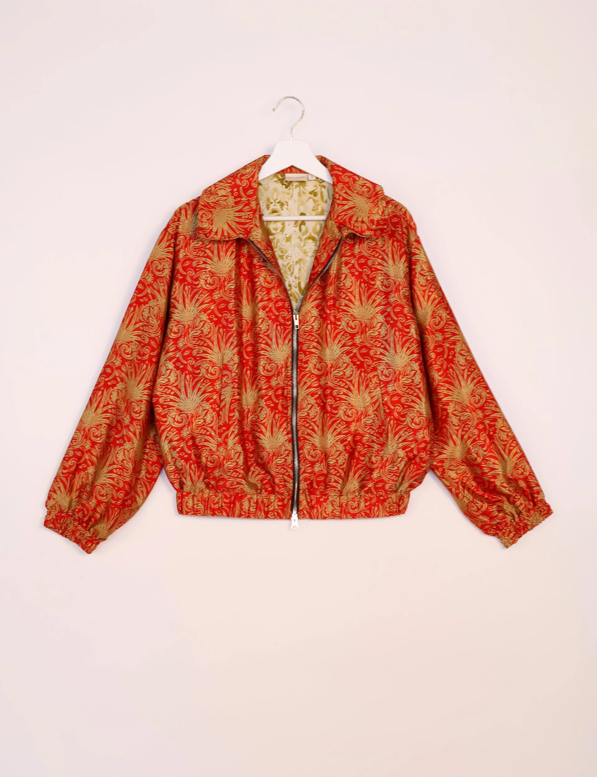 BOMBER JACKET