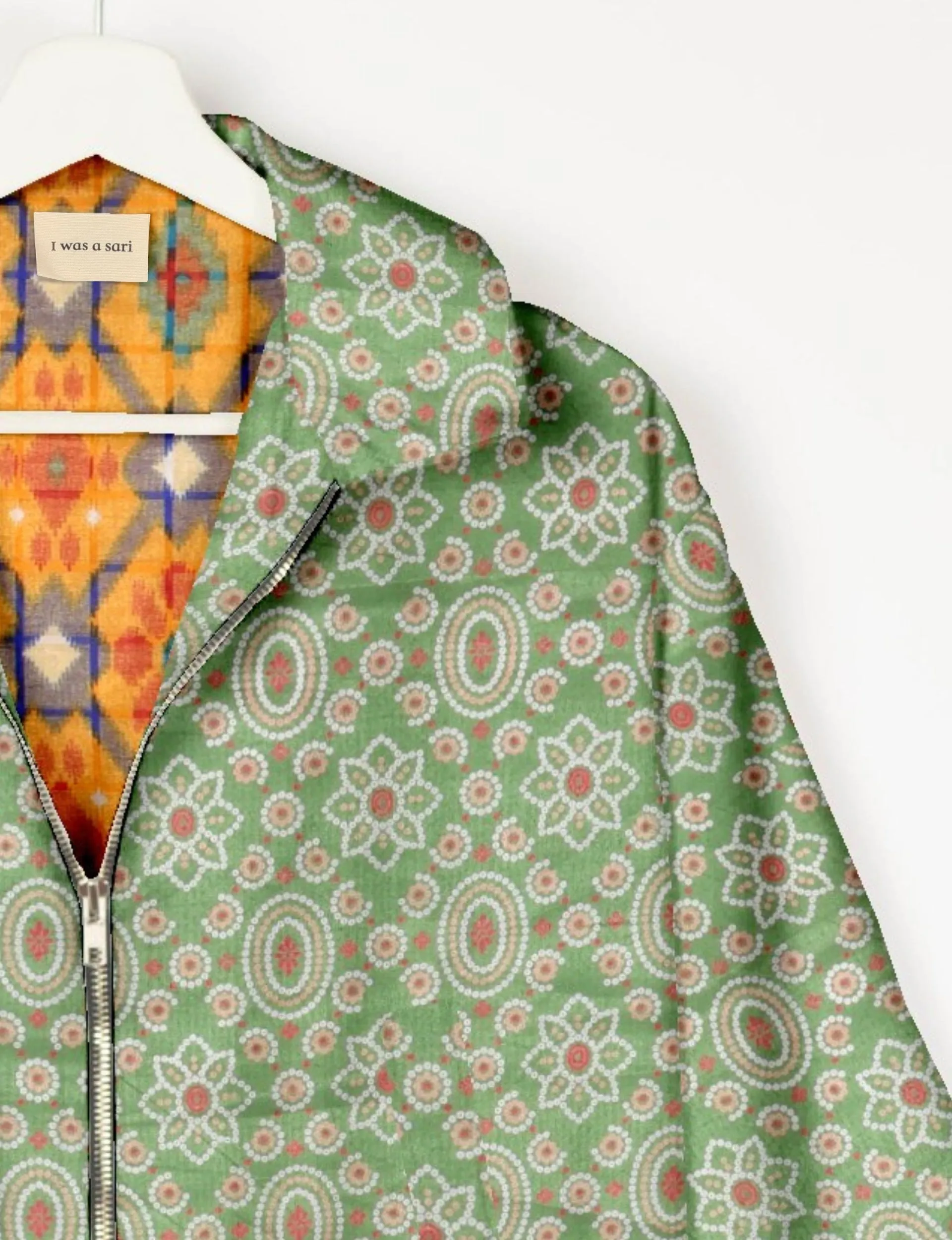 BOMBER JACKET