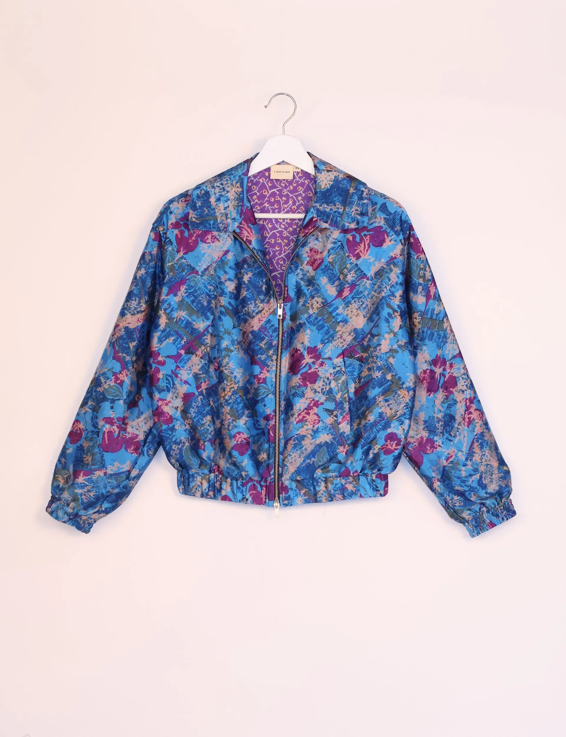 BOMBER JACKET