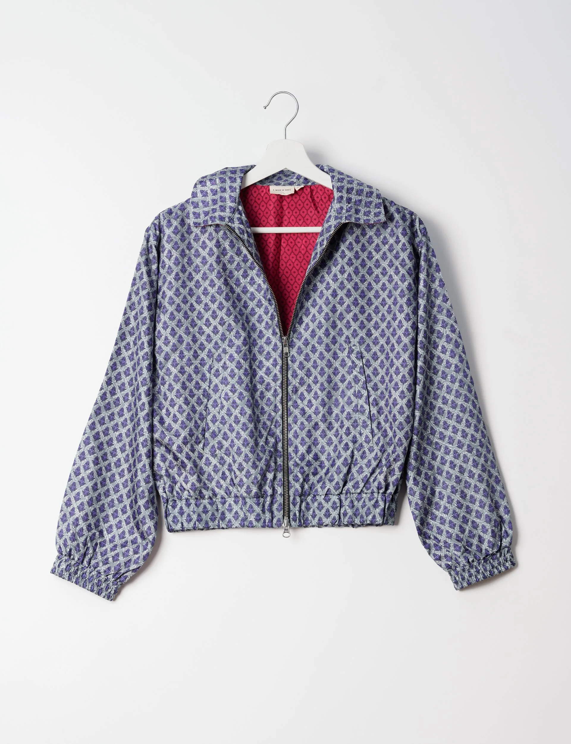 BOMBER JACKET