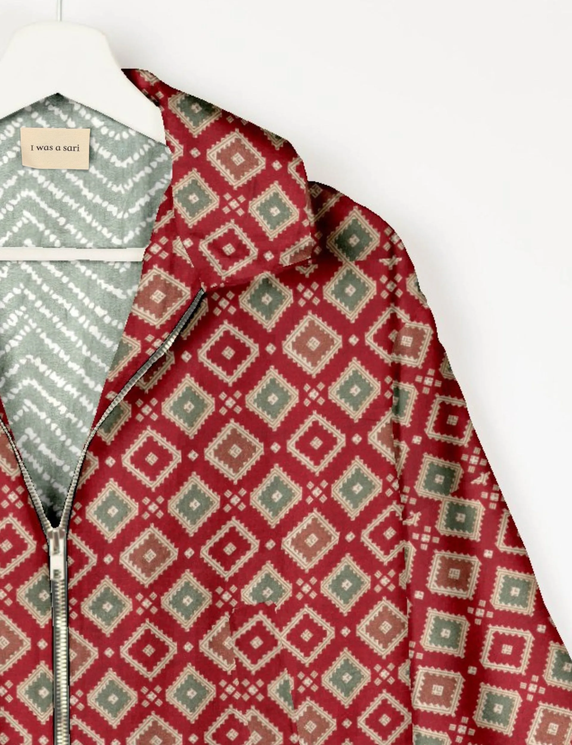 BOMBER JACKET