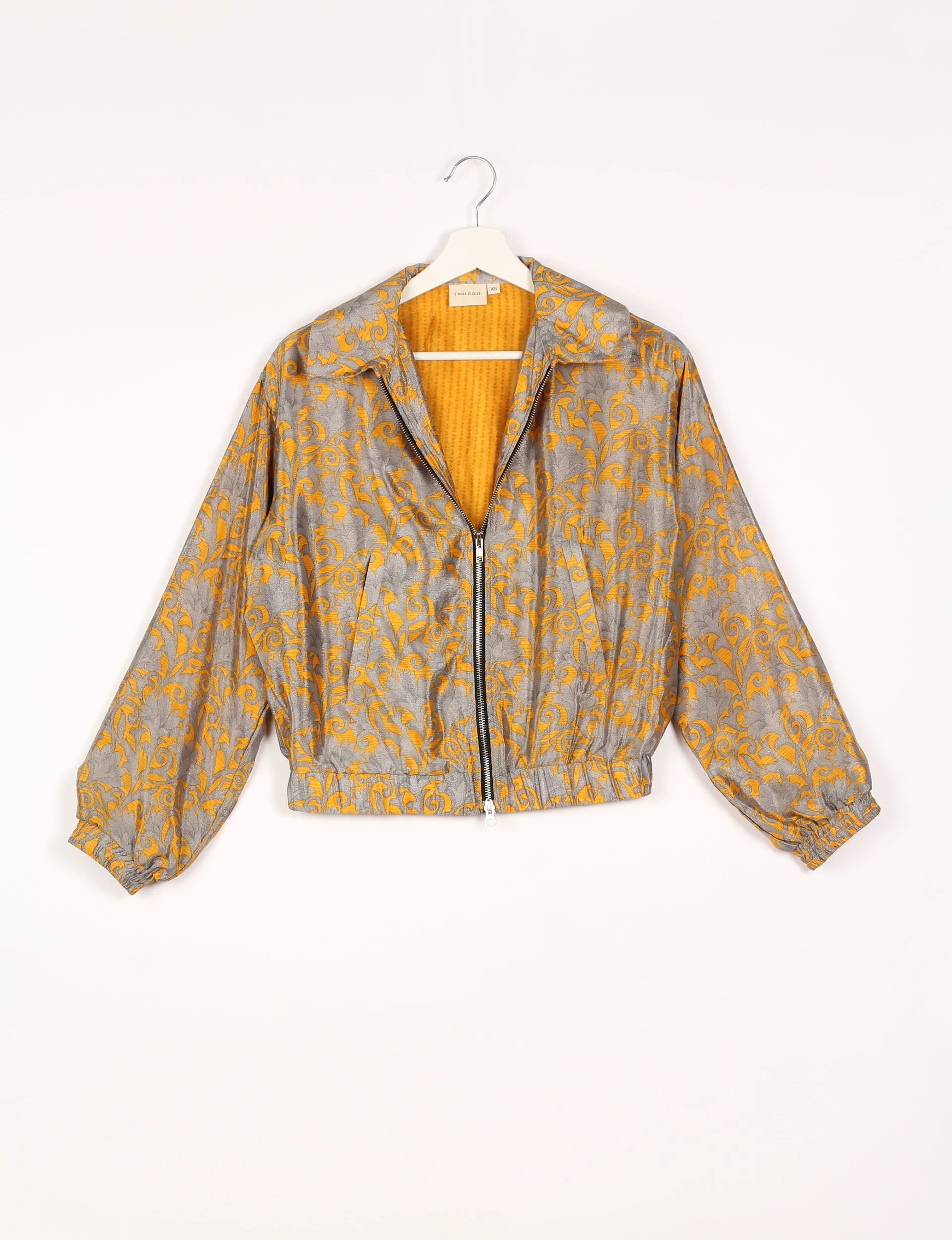 BOMBER JACKET
