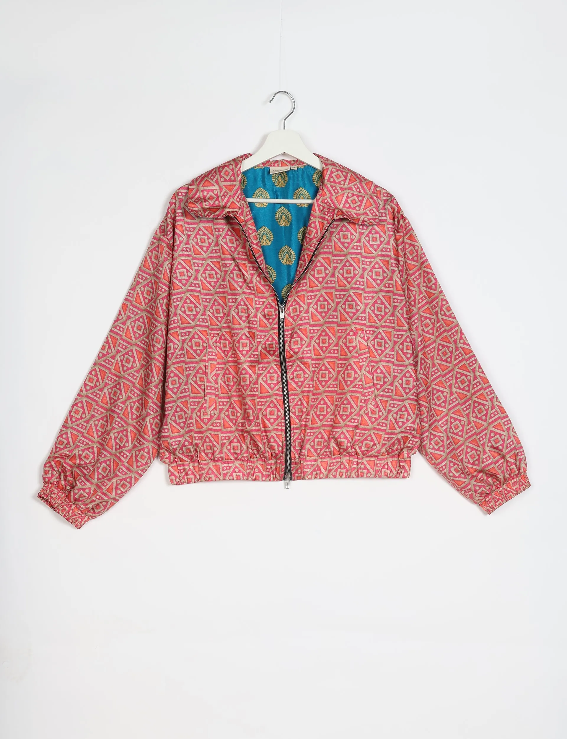 BOMBER JACKET