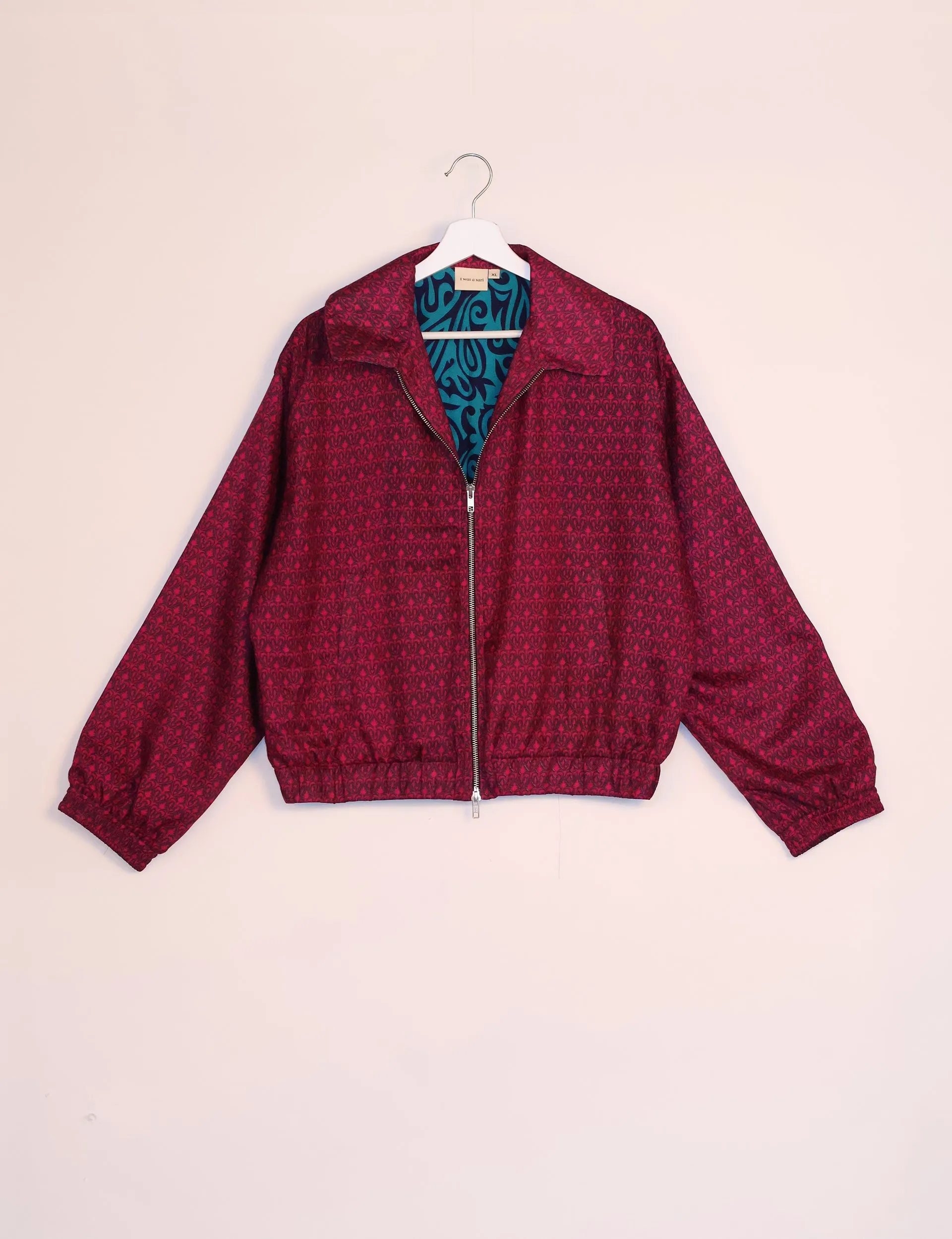 BOMBER JACKET