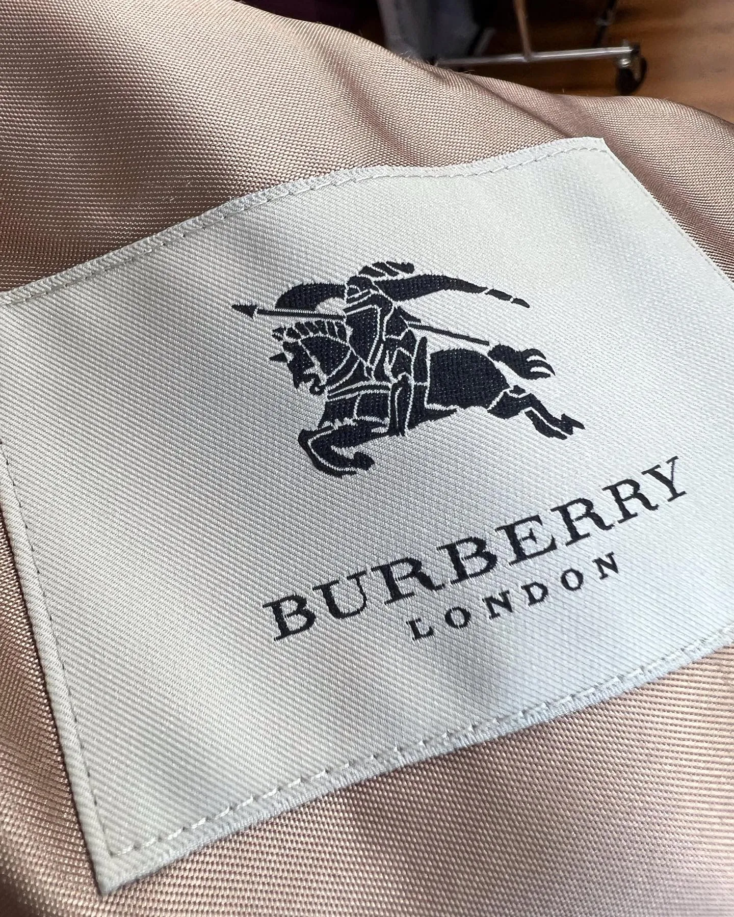 BURBERRY LONG TRENCH COAT WITH REMOVABLE LINING