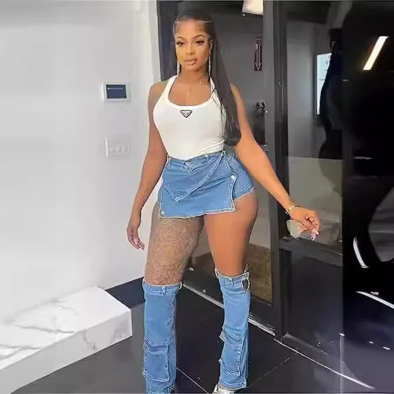Chic Solid Color Buttoned Elastic Denim Short Skirt for Trendy, Sexy Style