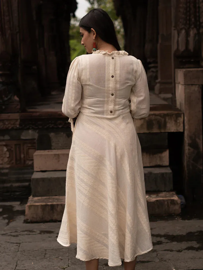 Chui Moi Dress