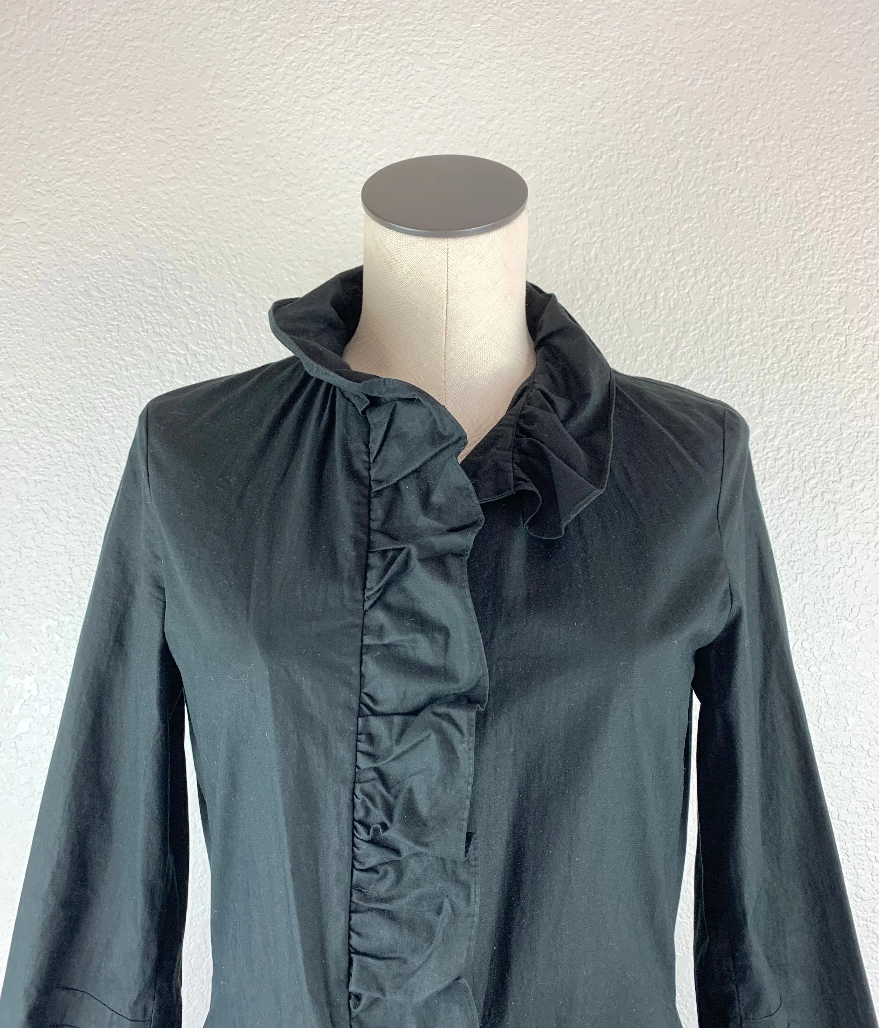 Club Monaco Ruffled Lapel Jacket size XS