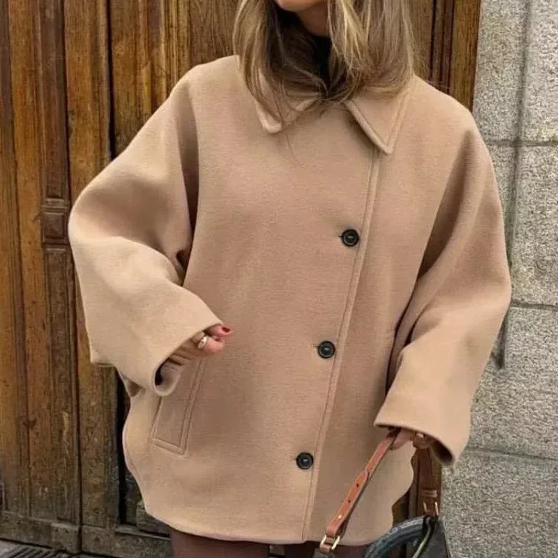 Cozy Oversized Single-Breasted Coat with Classic Turndown Collar