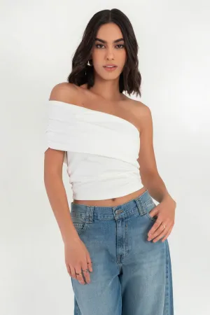 Crop top canalé asimétrico manga corta