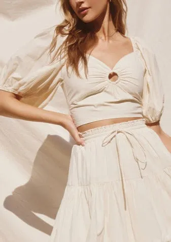 Cut Out O-Ring Crop Top