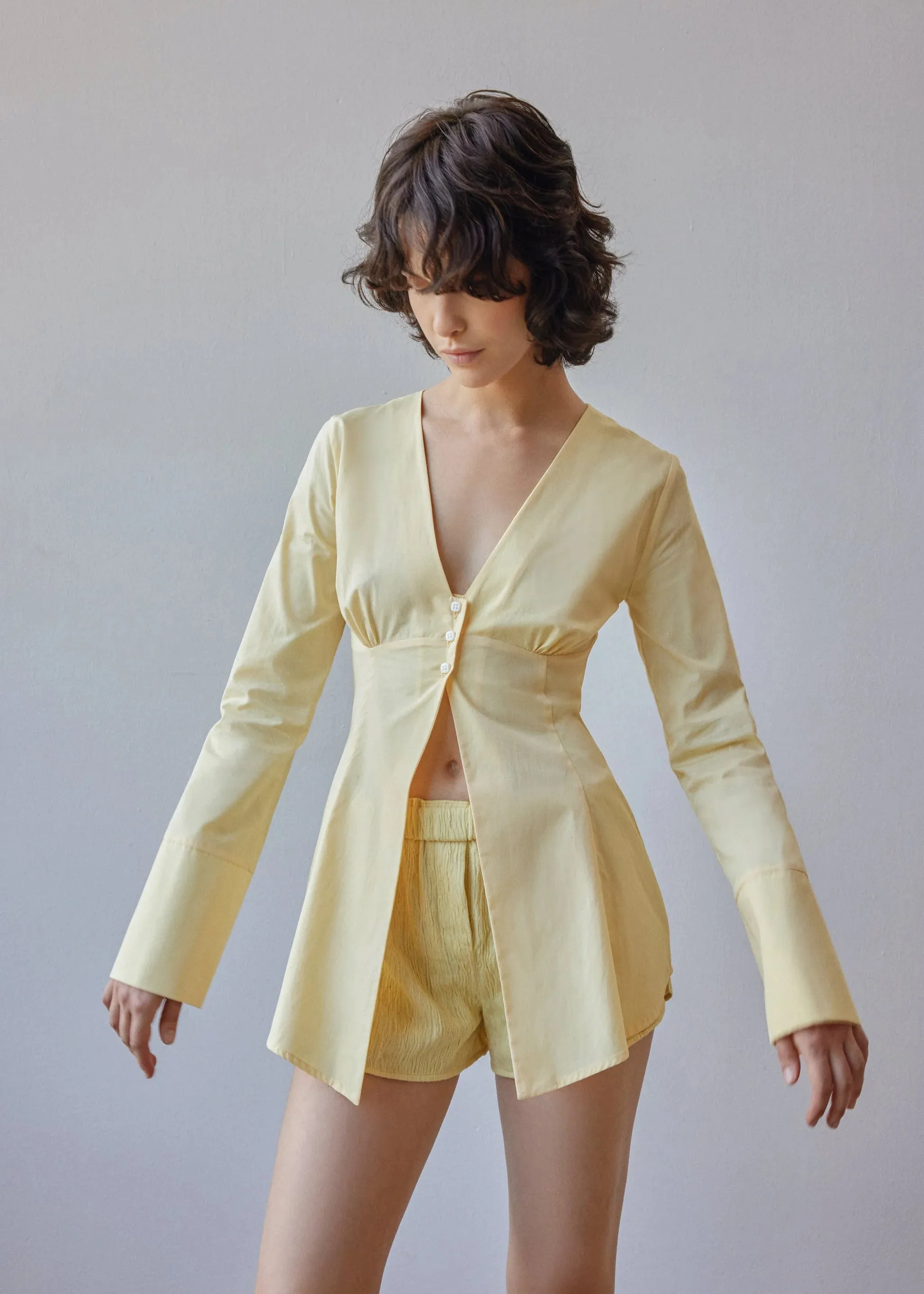 demi blouse in lemon