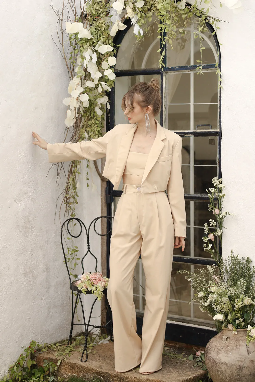 Discounted! GIUSTINA 3 PIECE SET Crop Blazer with Crop Bandeau and Pleated Trouser (Nude Linen)