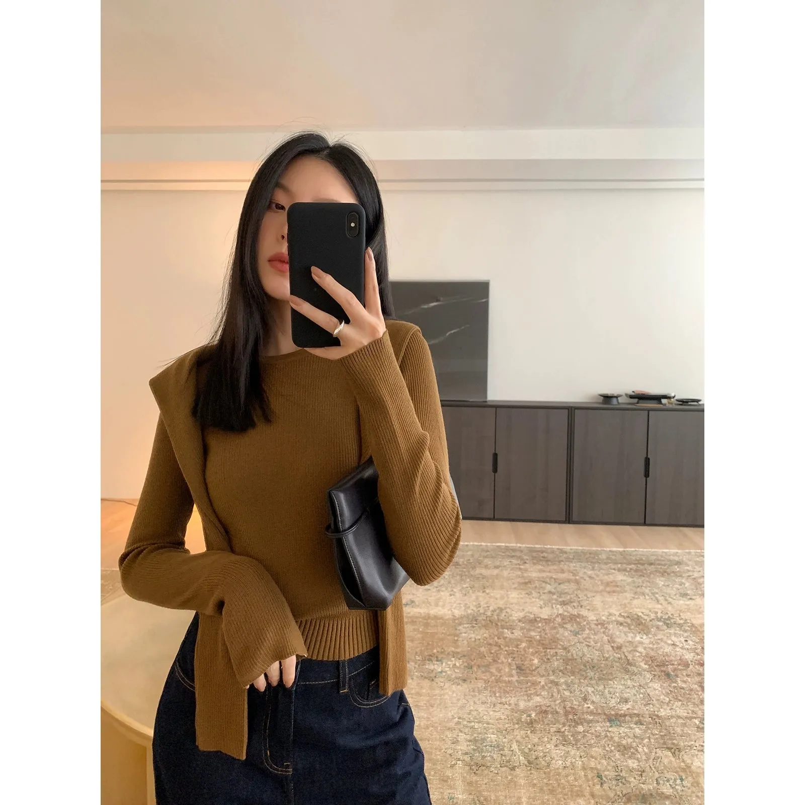 Elegant Ribbed Knit Sweater