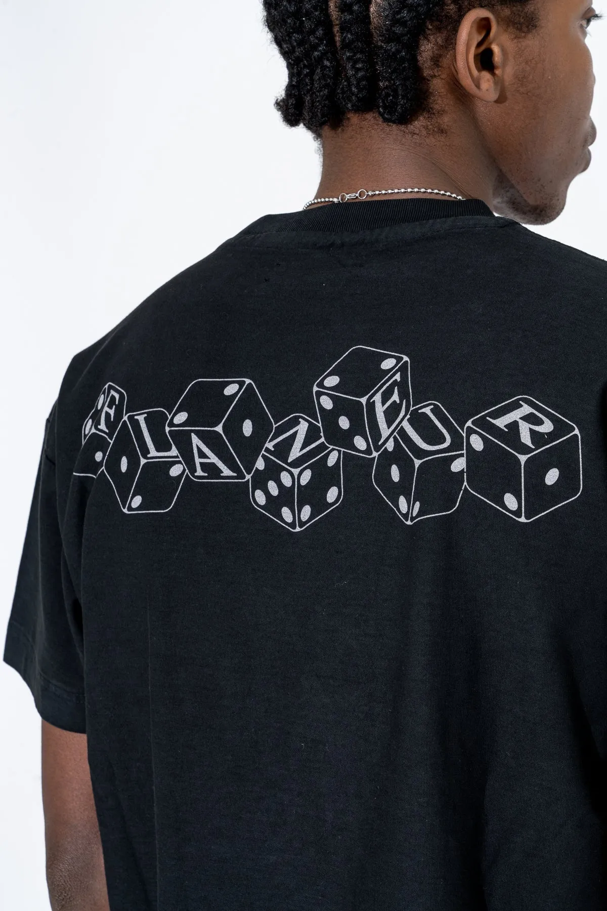 Flaneur Homme DICES T-SHIRT IN VINTAGE WASHED BLACK