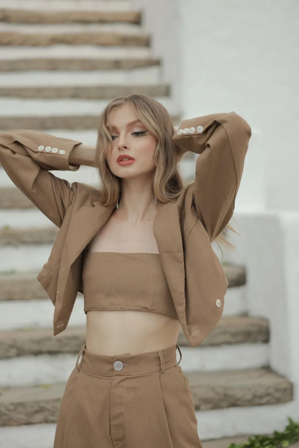 GIUSTINA BLAZER ONLY Crop Blazer (Light Brown Linen)