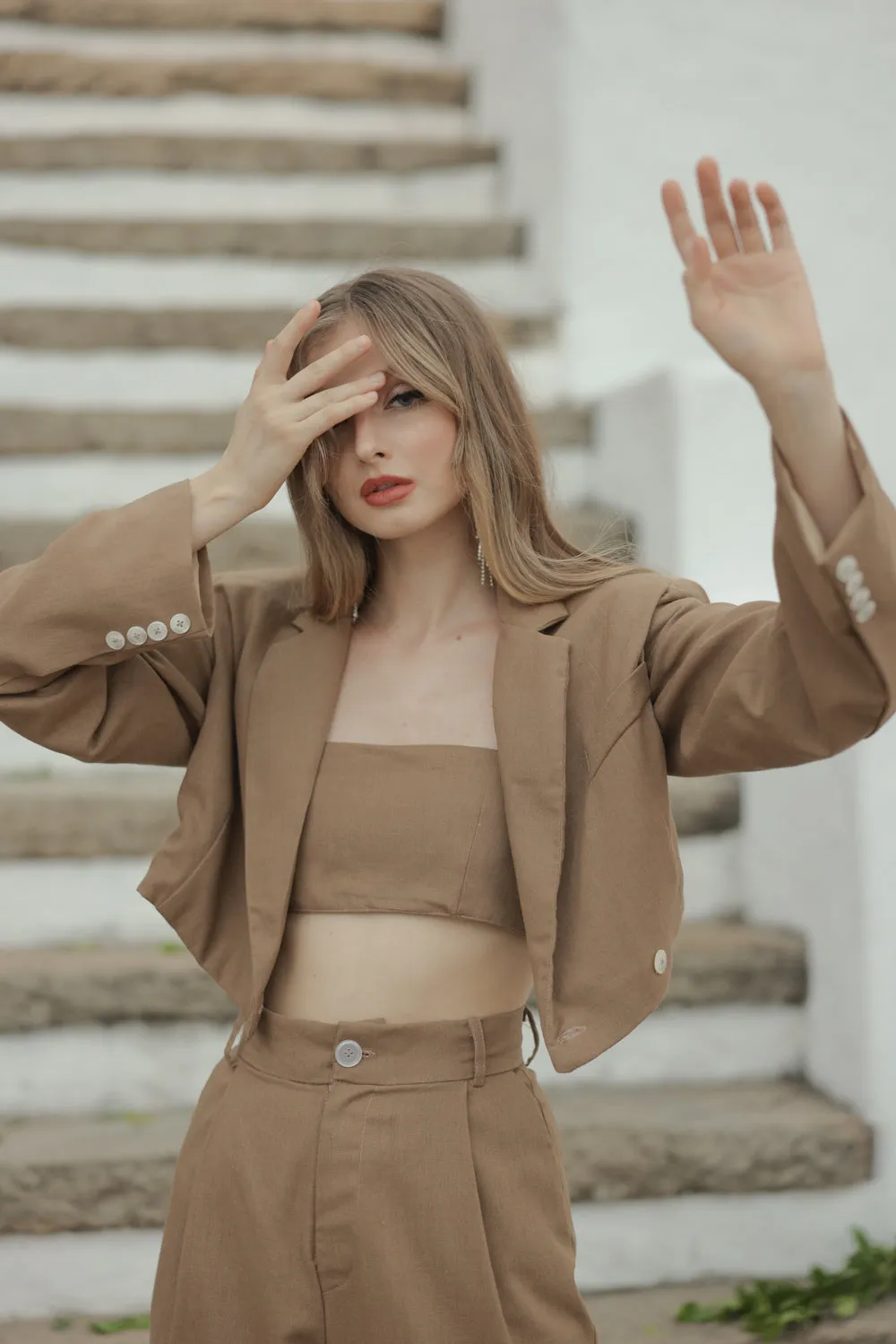 GIUSTINA BLAZER ONLY Crop Blazer (Light Brown Linen)