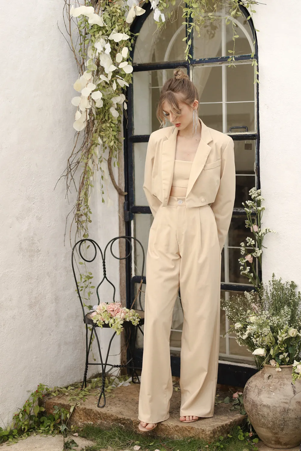GIUSTINA BLAZER ONLY Crop Blazer (Nude Linen)