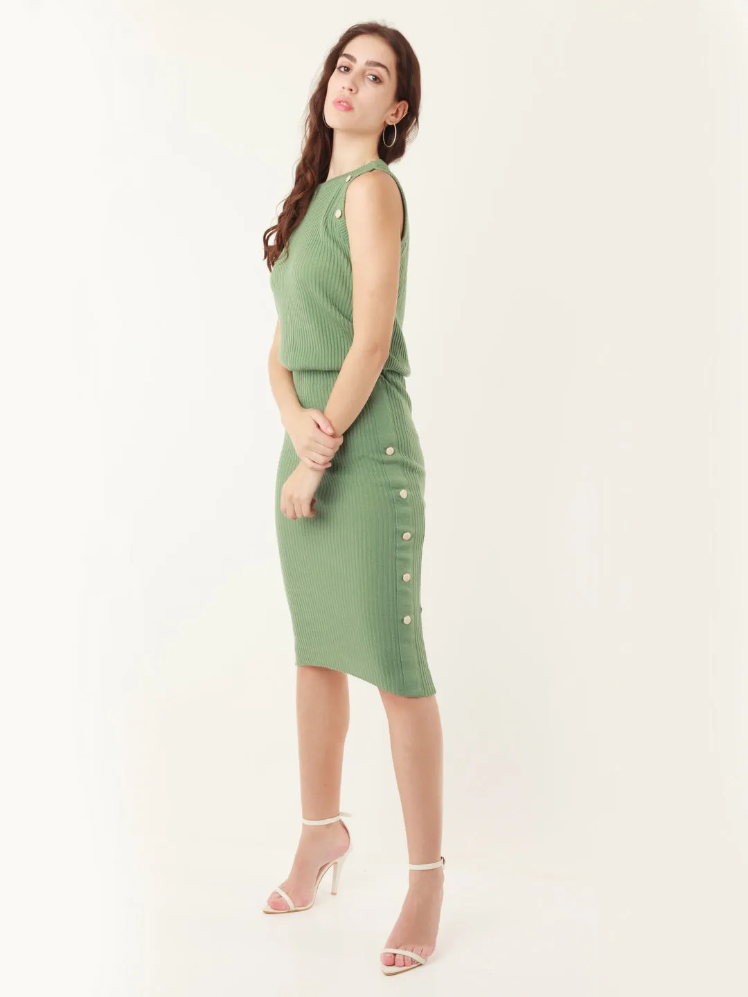 Green Solid Fitted Sweater