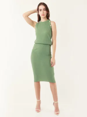 Green Solid Fitted Sweater