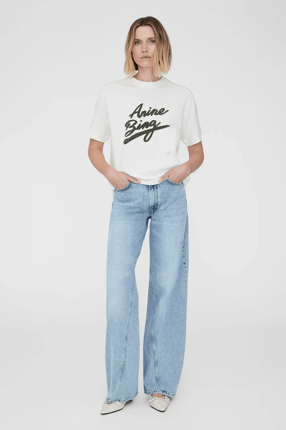 Jaylin Tee Signature in Ivory