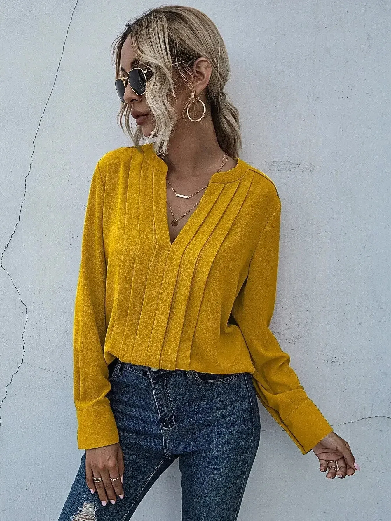Karina | Elegant Longsleeve Blouse