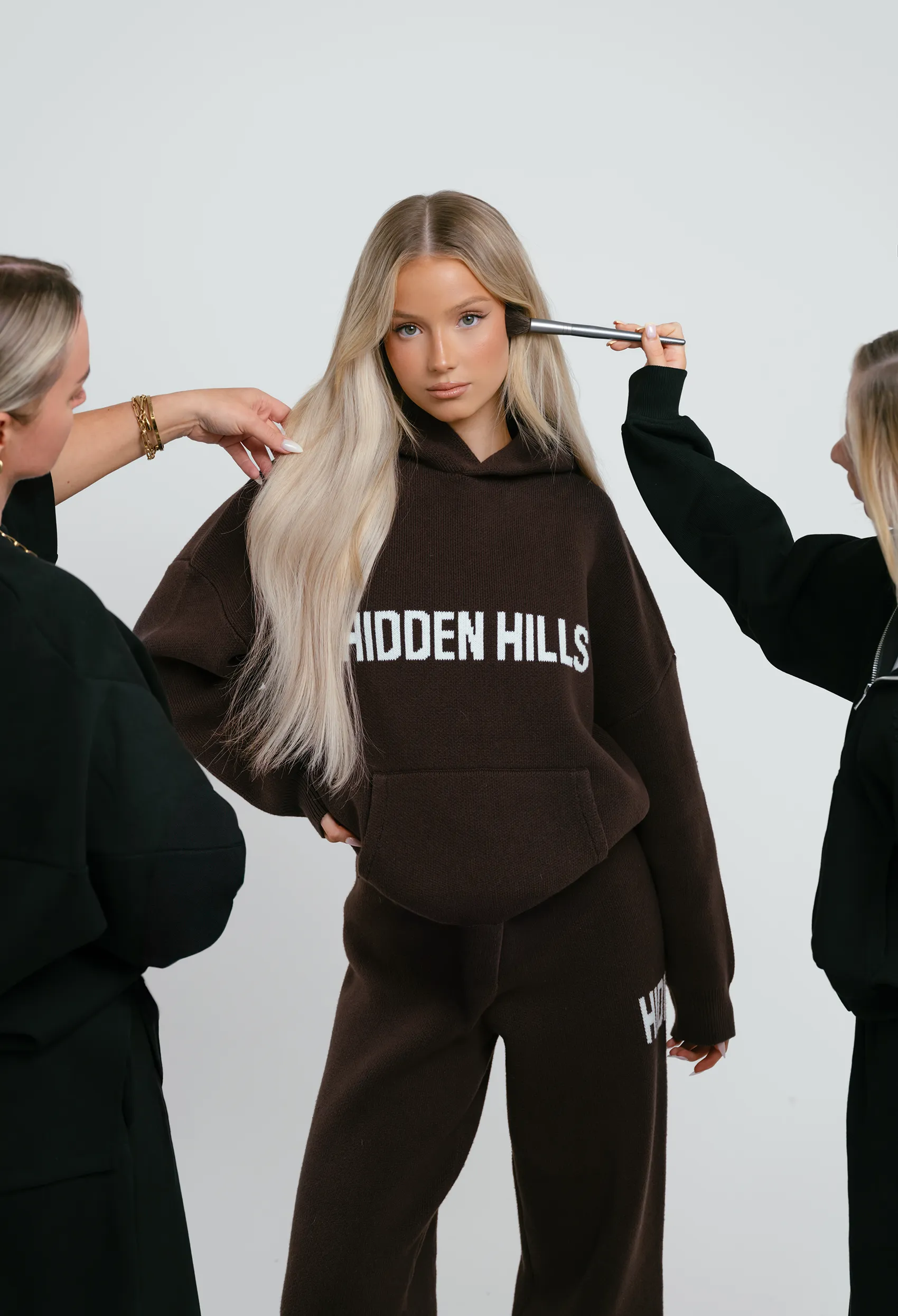 KNIT HOODIE DARK BROWN