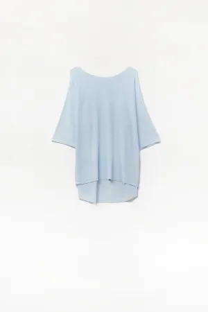 Light Blue Oversized sweater with Elbow-Length Sleeves