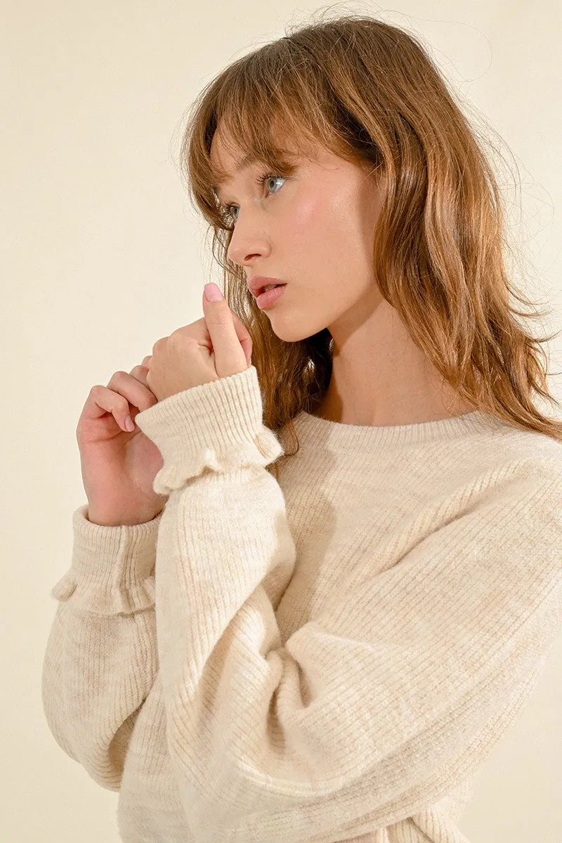 OVERSIZED SWEATER WITH RUFFLED CUFFS