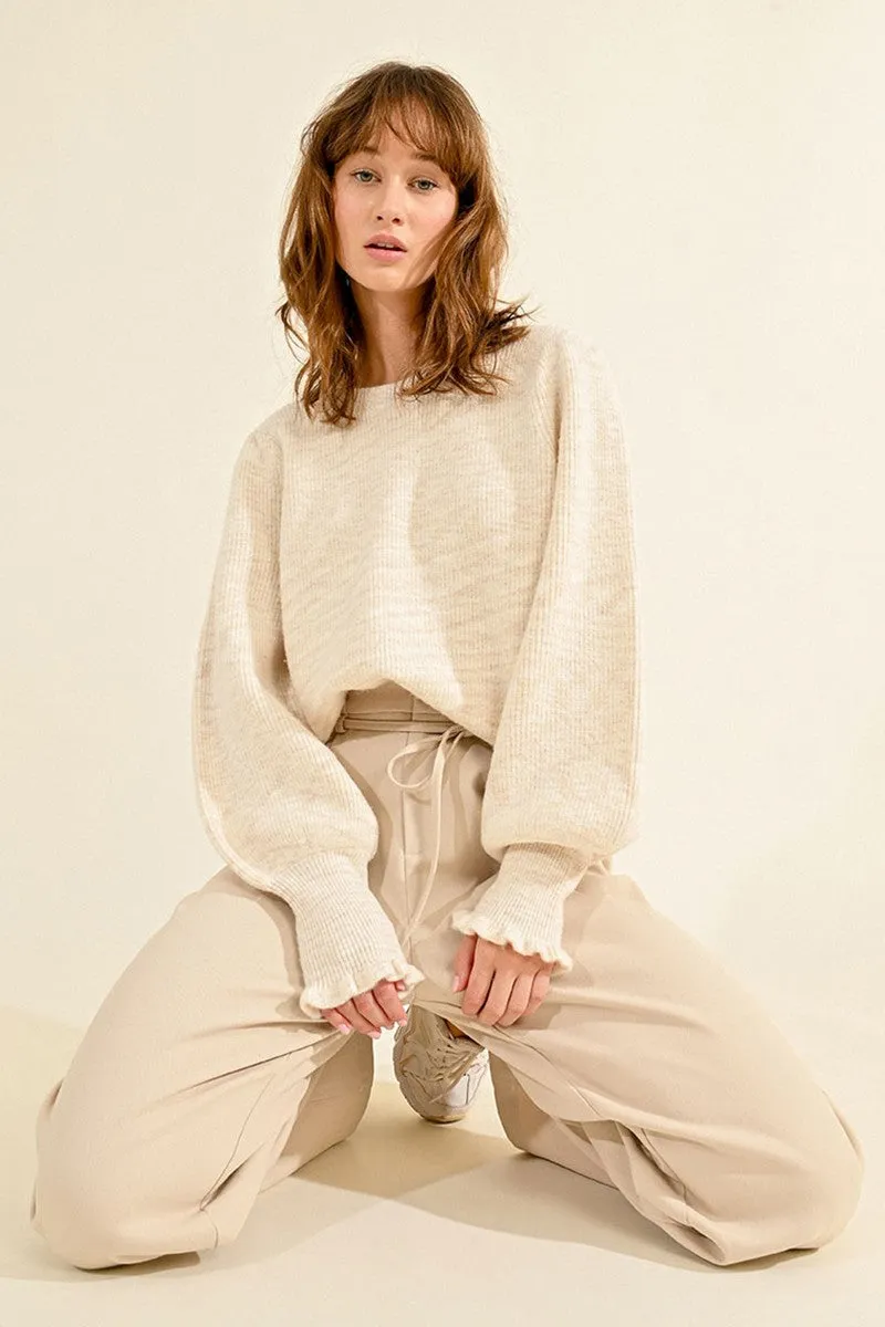 OVERSIZED SWEATER WITH RUFFLED CUFFS