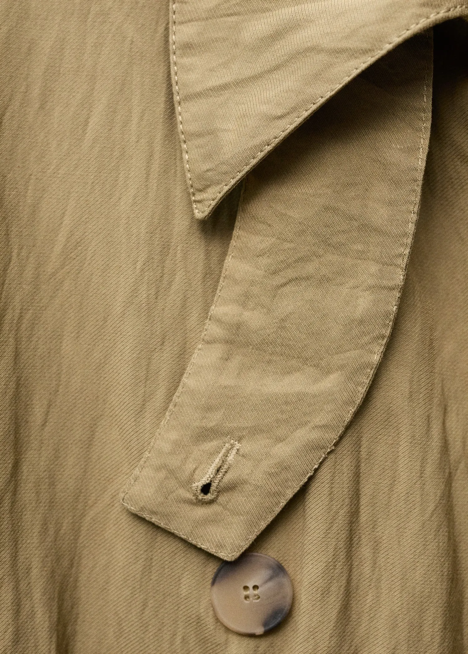 Oversized wrinkled effect trench coat