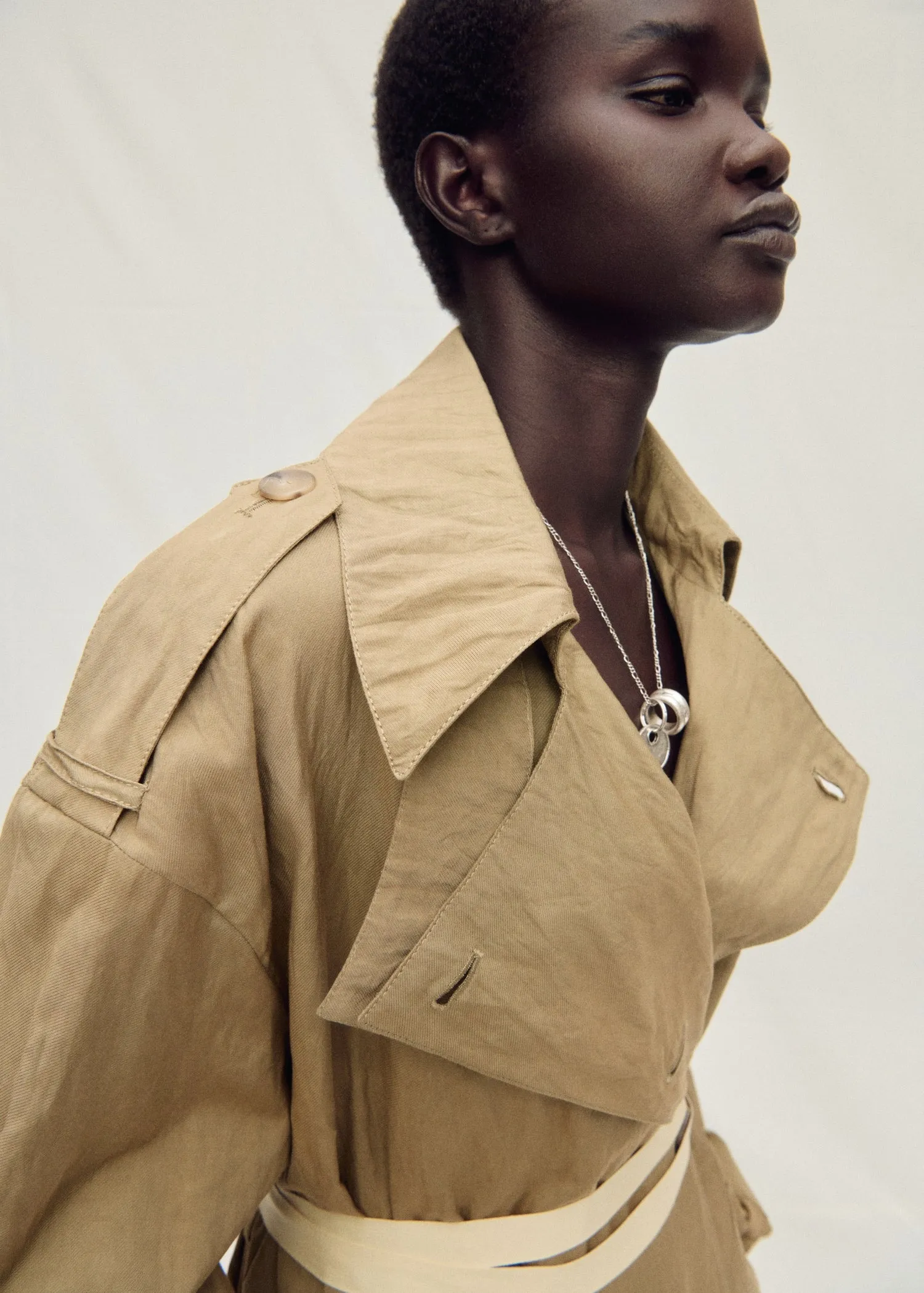 Oversized wrinkled effect trench coat