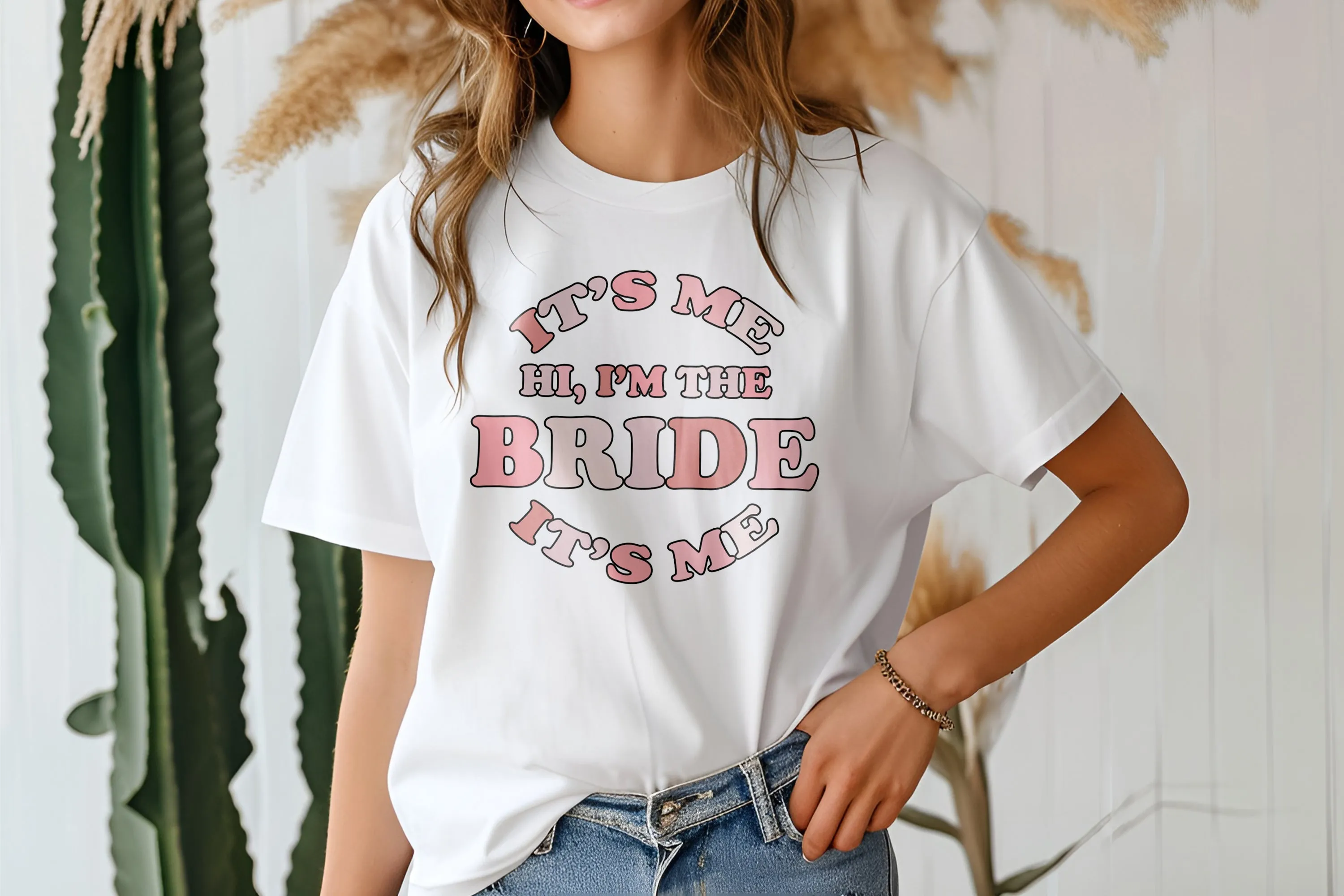 Pink Retro Swiftie Style Hi It's Me I'm The Bride It's Me TShirt - Cute Oversized Pink Hen Party Tops
