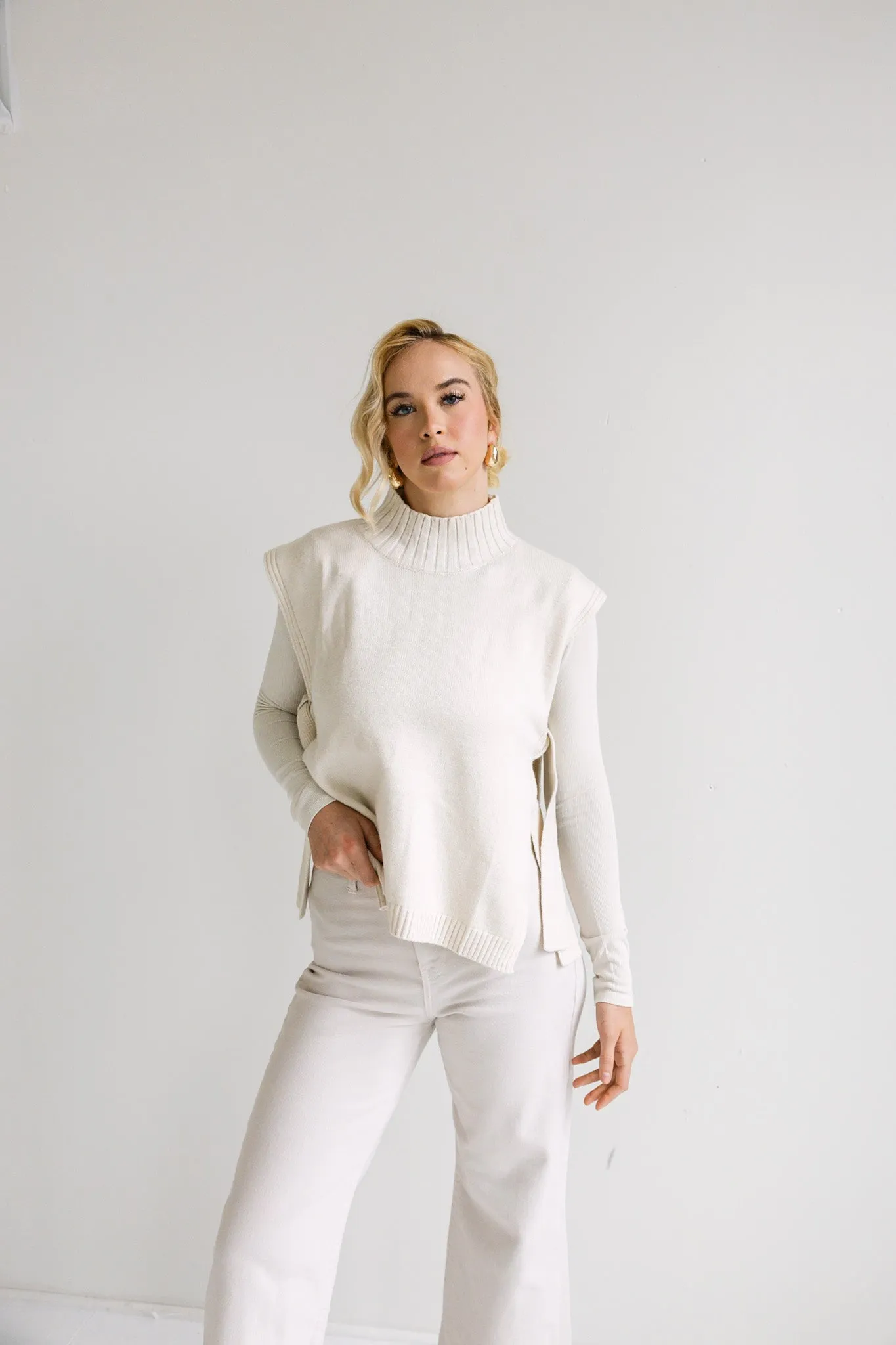 Side-Tie Knit Vest-Final Sale