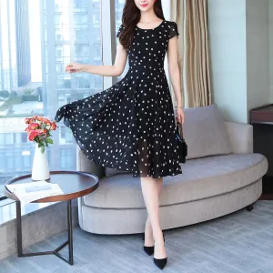 Slinky Mid-length Dress in Stylish Dots for Women