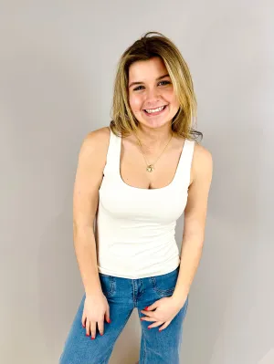 Smoothing Jersey Scoop Tank White
