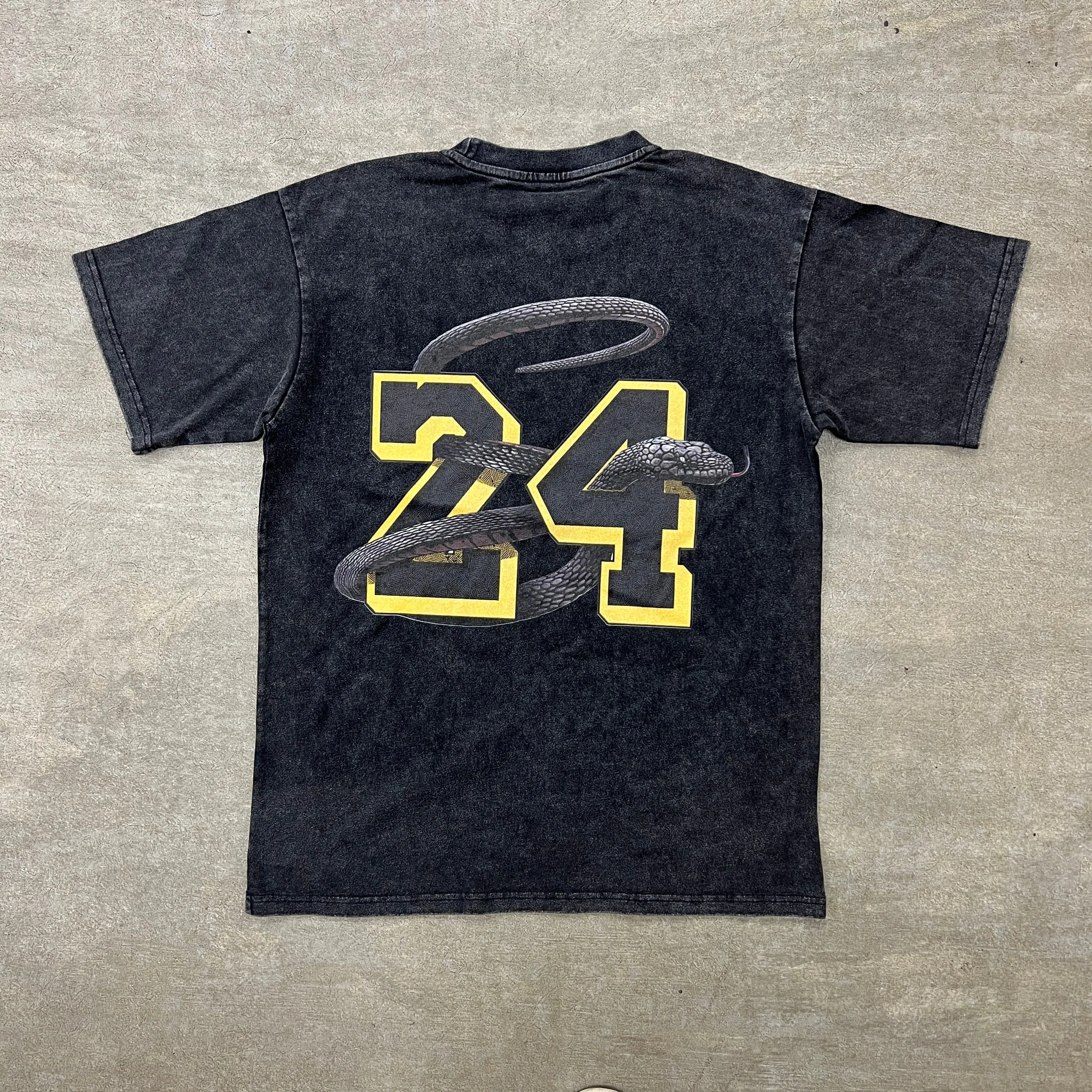 Soled Out T-Shirt "KOBE" Vintage Black Size XL