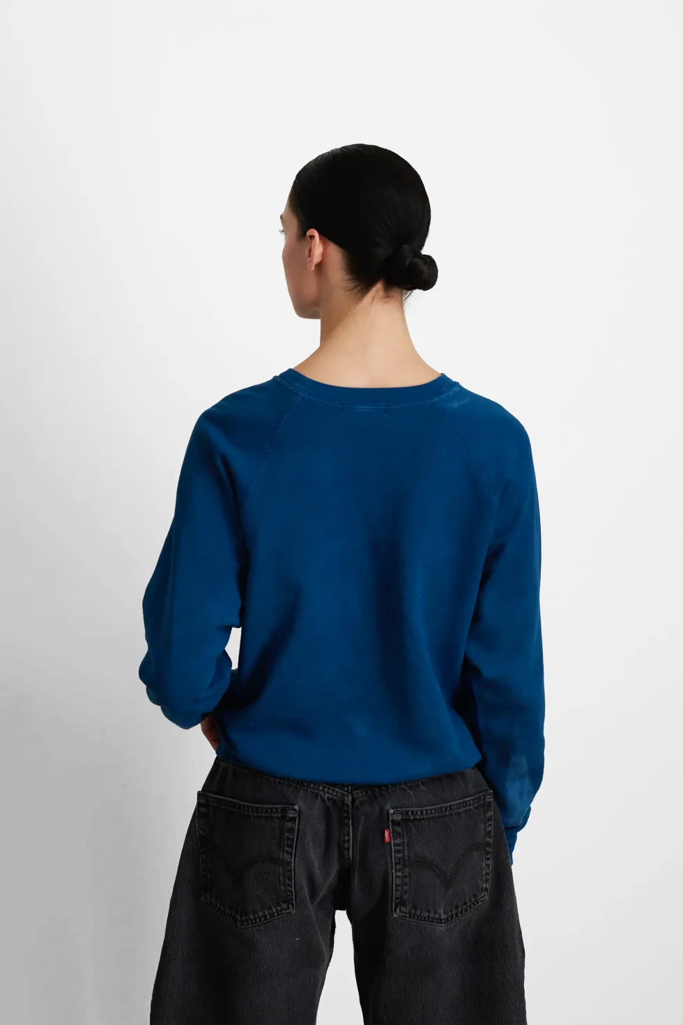 Sweatshirt in Van Blue