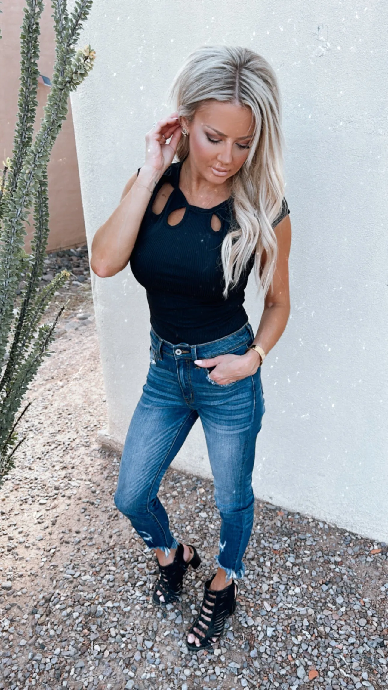 Teardrop Cut Out Body Suit
