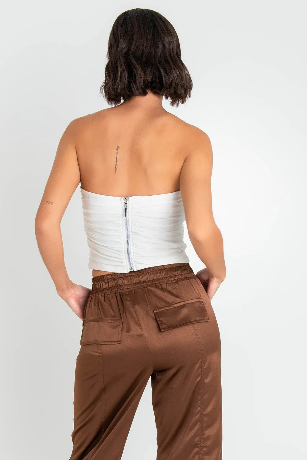 Top tubo plisado escote corazón con cut out