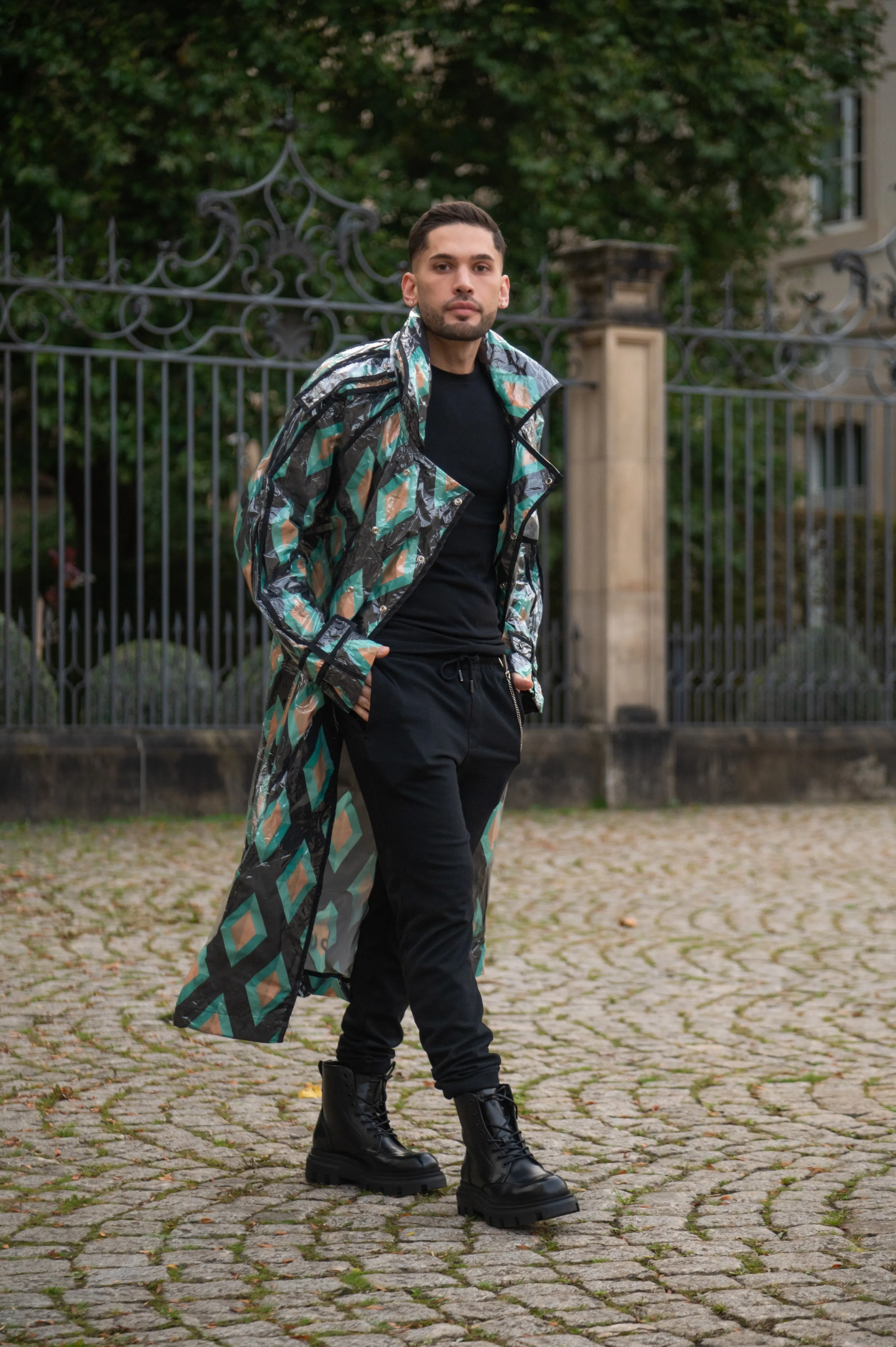Trench coat. Geometry Love.