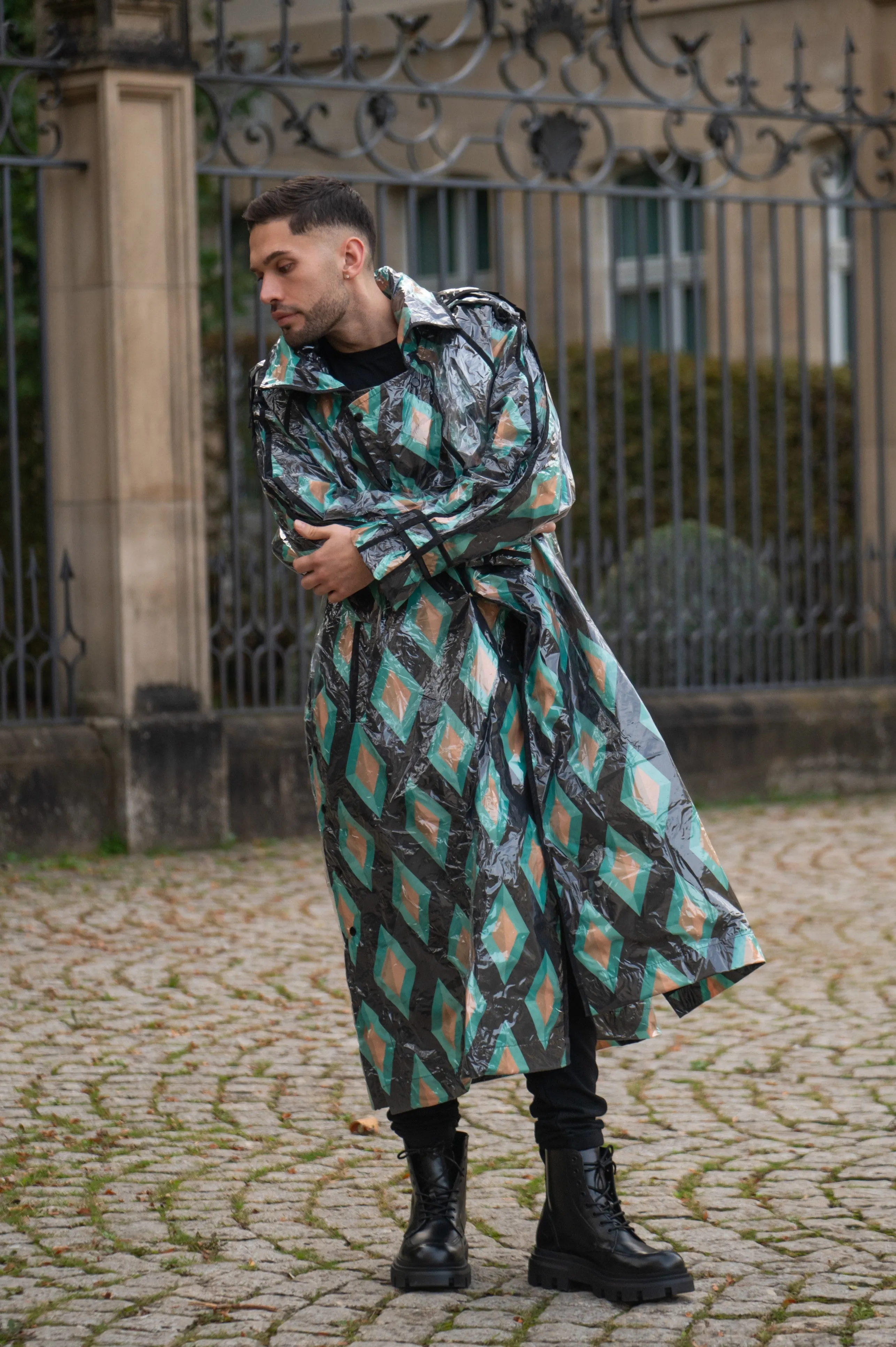 Trench coat. Geometry Love.
